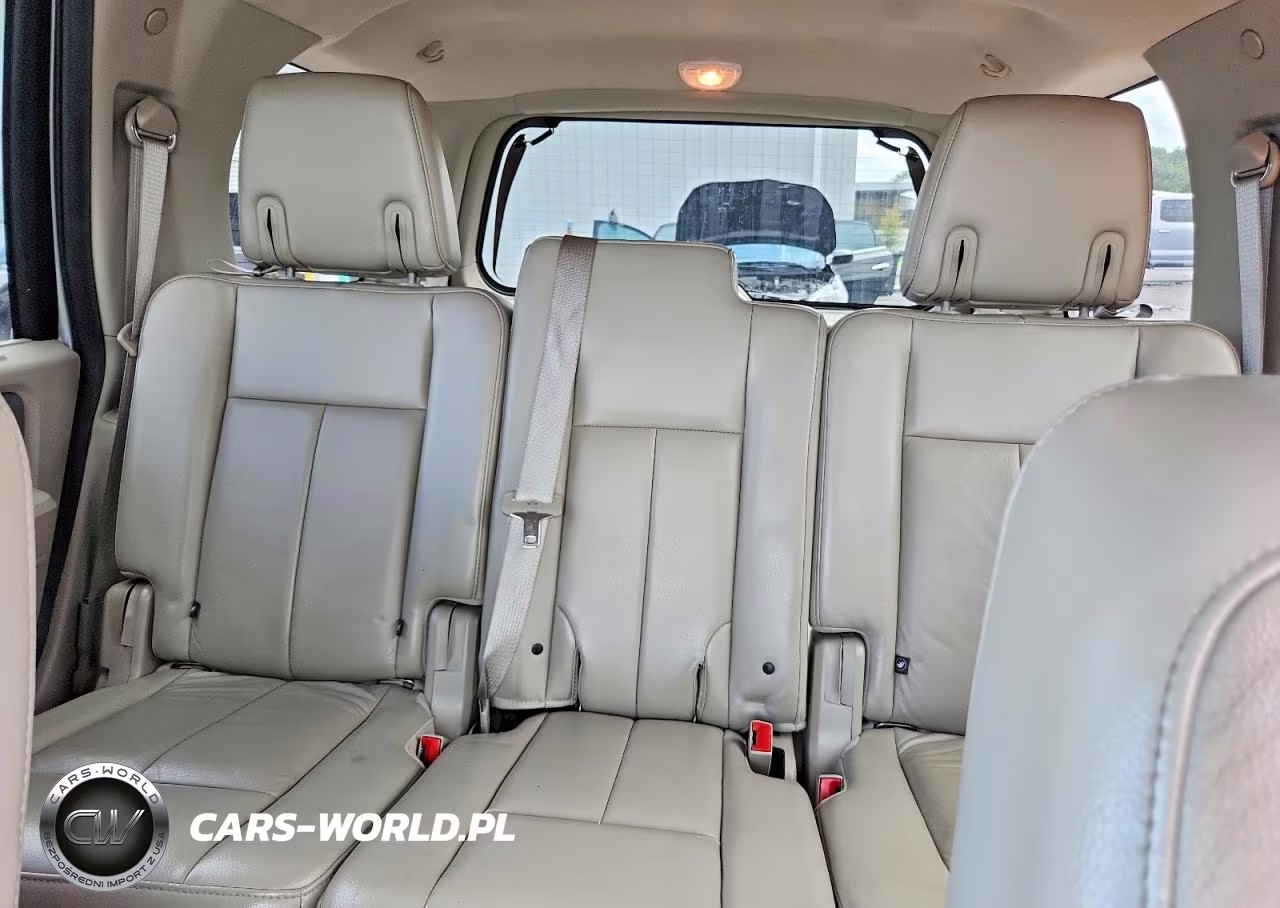 2013 Ford Expedition Xlt VIN:1FMJU1J58DEF34652 - 10