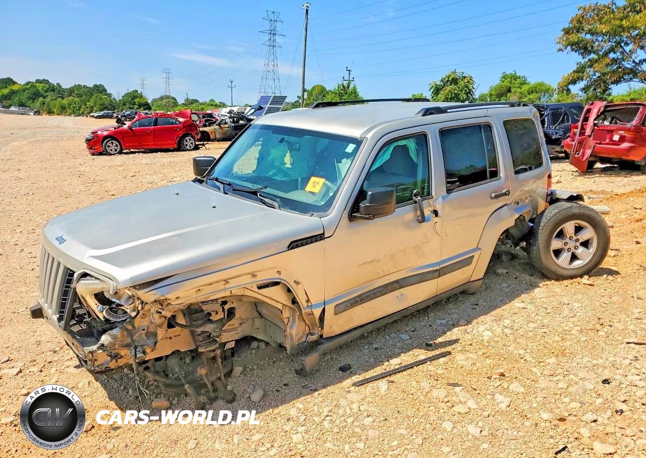 2009 Jeep Liberty Sport VIN:1J8GP28KX9W546660 - 1
