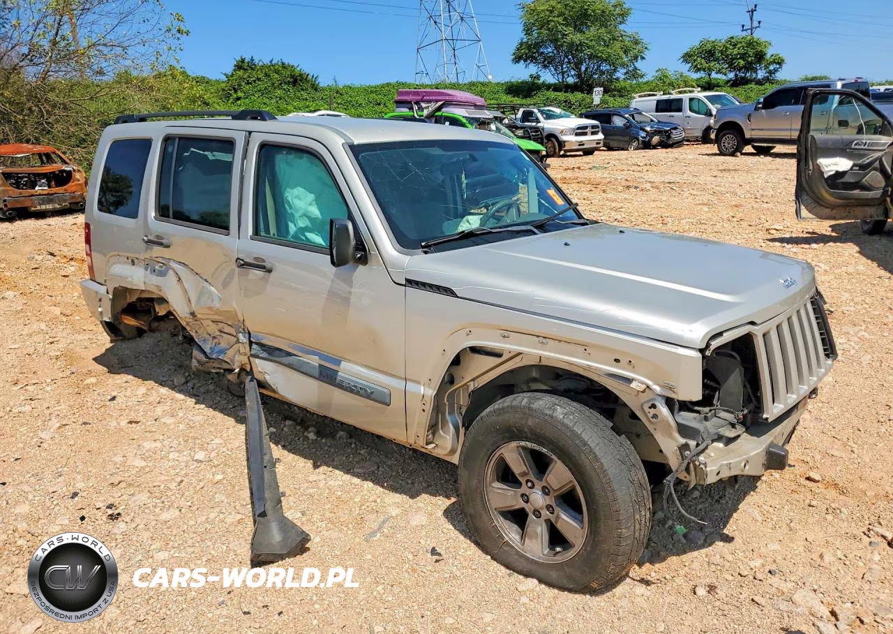 2009 Jeep Liberty Sport VIN:1J8GP28KX9W546660 - 4