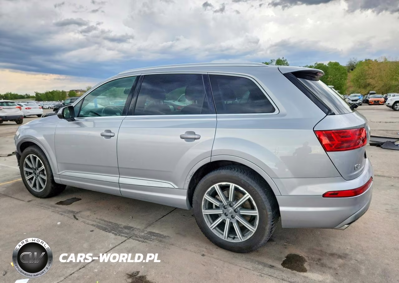 2018 Audi Q7 Premium Plus VIN:WA1LAAF75JD028790 - 2