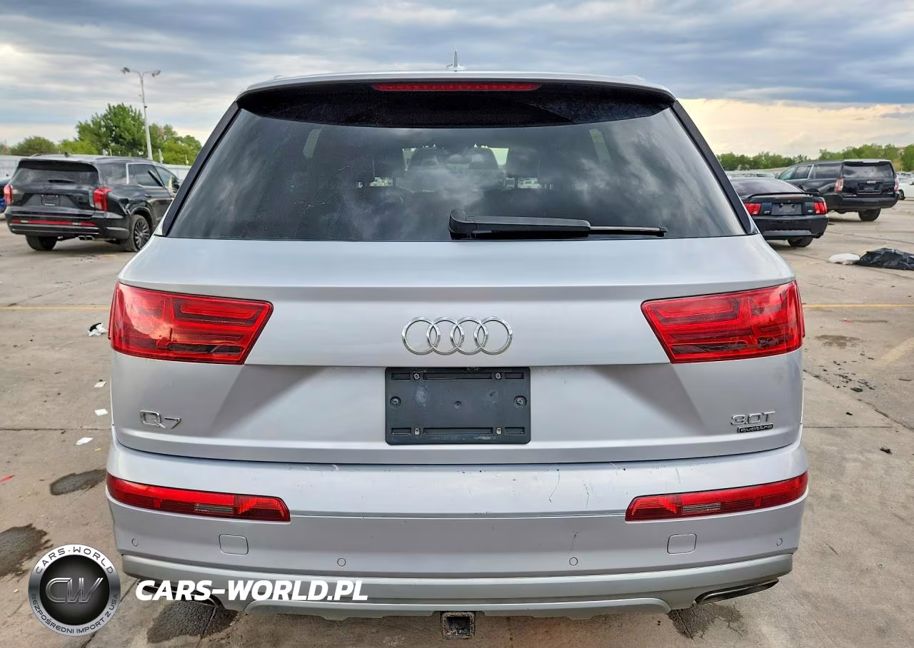2018 Audi Q7 Premium Plus VIN:WA1LAAF75JD028790 - 6