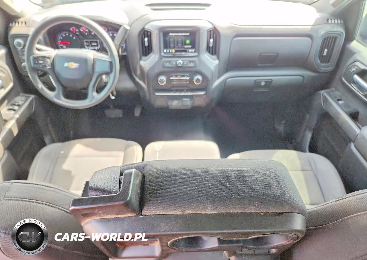 2019 Chevrolet Silverado K1500 Custom VIN:1GCRYBEH6KZ313899 - 8