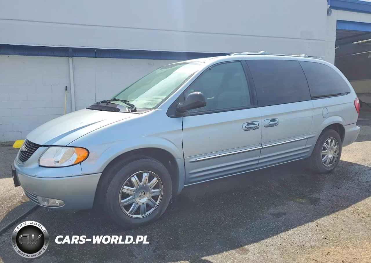 2004 Chrysler Town & Country Limited