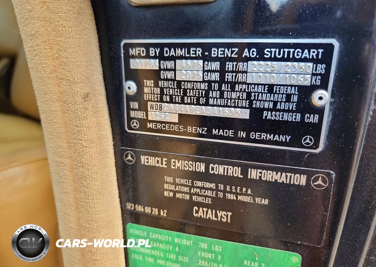 1984 Mercedes-Benz 500 Sec VIN:WDBCA44A9EA041635 - 12