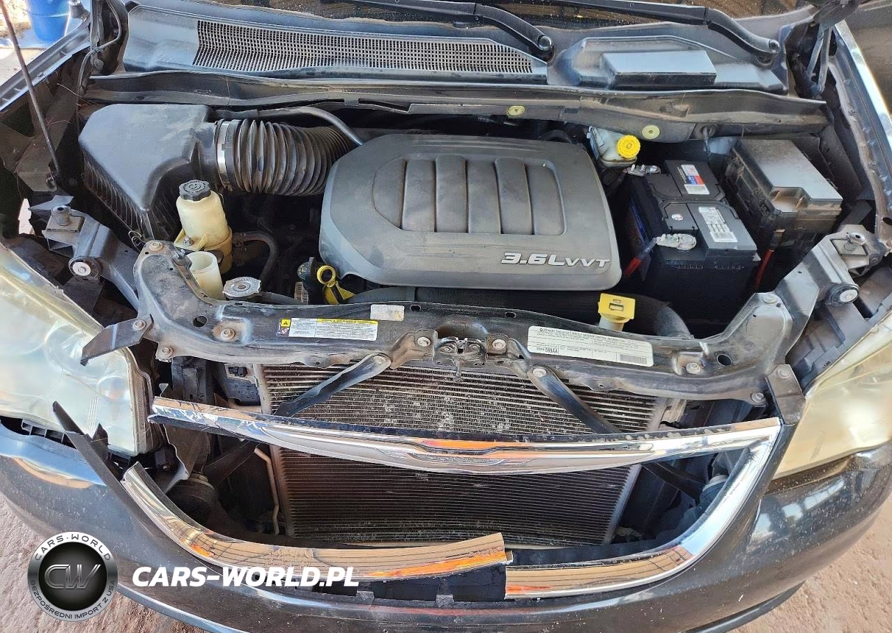 2012 Chrysler Town & Country Touring VIN:2C4RC1BG1CR305824 - 12