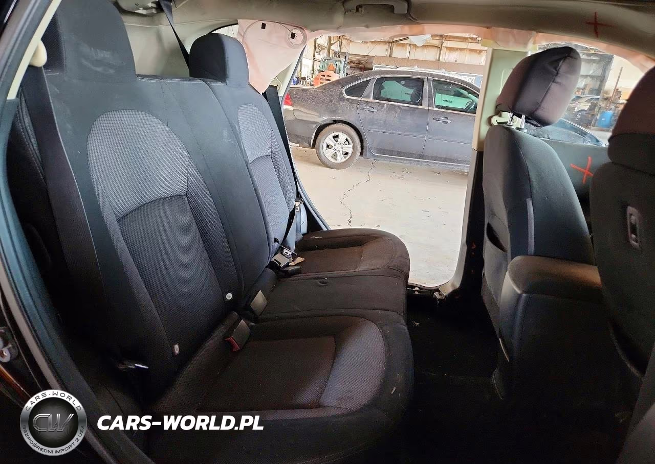 2011 Nissan Rogue S VIN:JN8AS5MT9BW572818 - 11