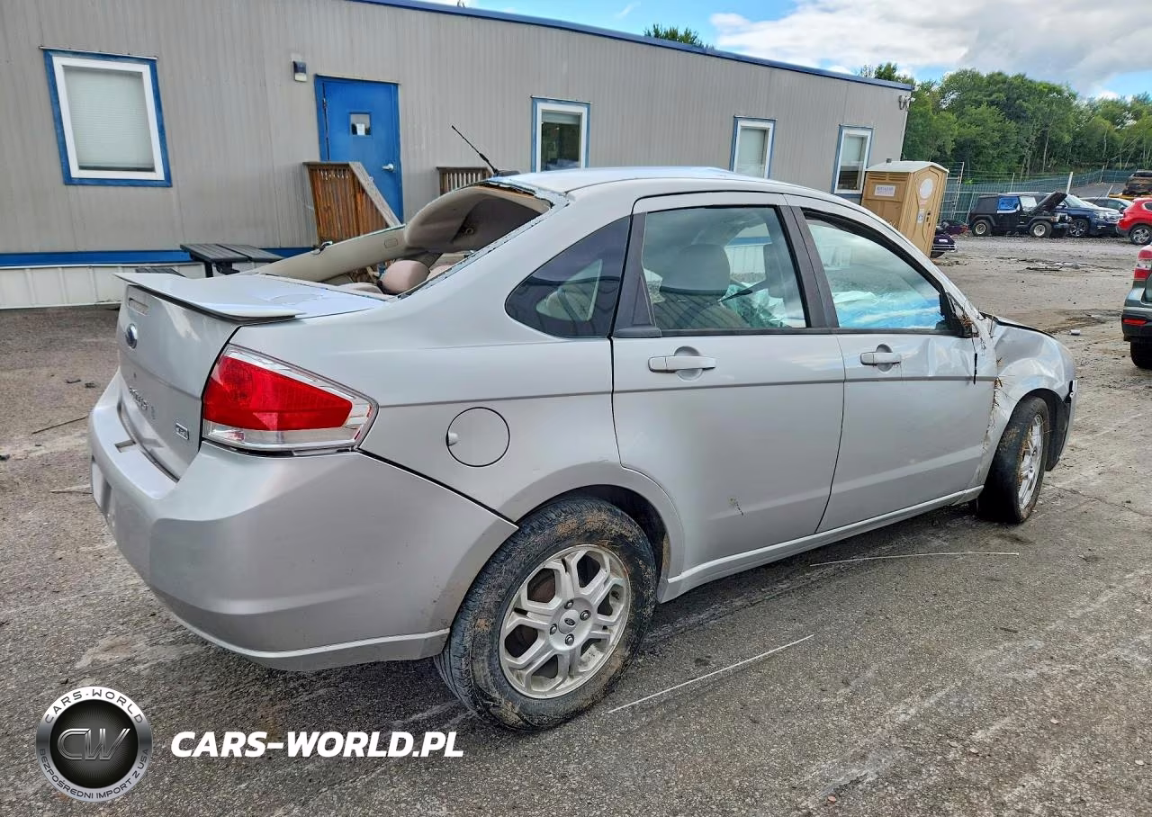 2009 Ford Focus Ses VIN:1FAHP36NX9W140690 - 3