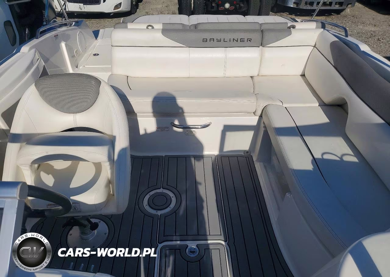2015 Bayliner Boat 215 Br Boat VIN:BLBX2818K415 - 6