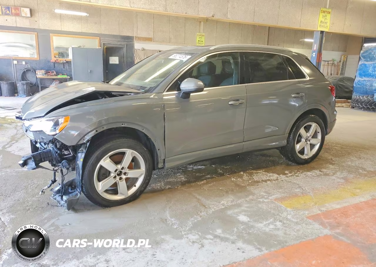 2019 Audi Q3 Premium