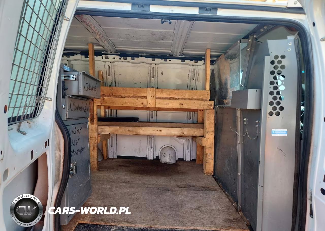 2014 Chevrolet Express G2500 VIN:1GCWGFCA2E1116055 - 10