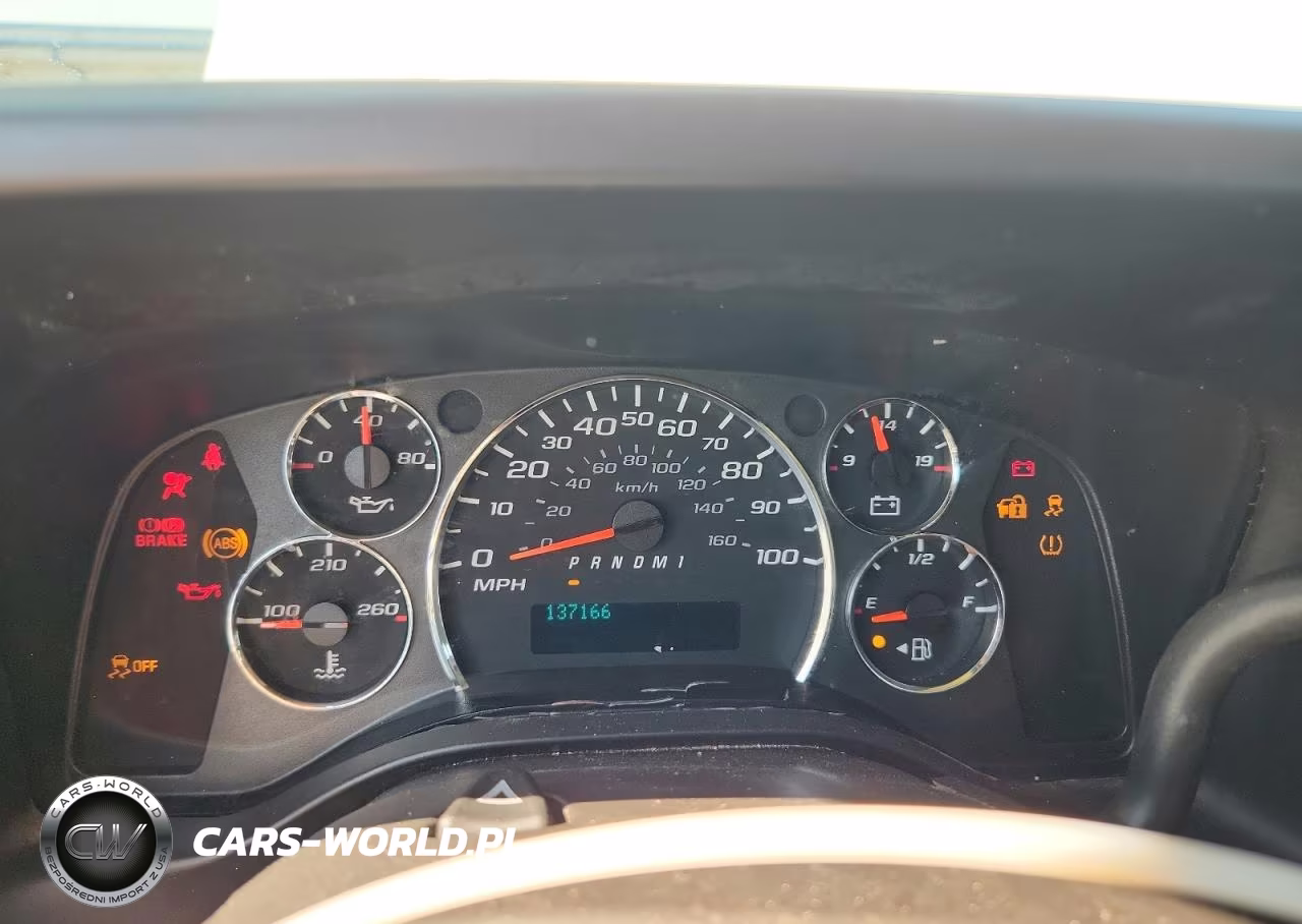 2014 Chevrolet Express G2500 VIN:1GCWGFCA2E1116055 - 9