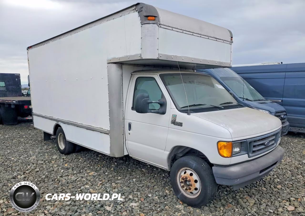 2004 Ford Econoline E350 Super Duty Cutaway Van VIN:1FDWE35L94HA19231 - 4