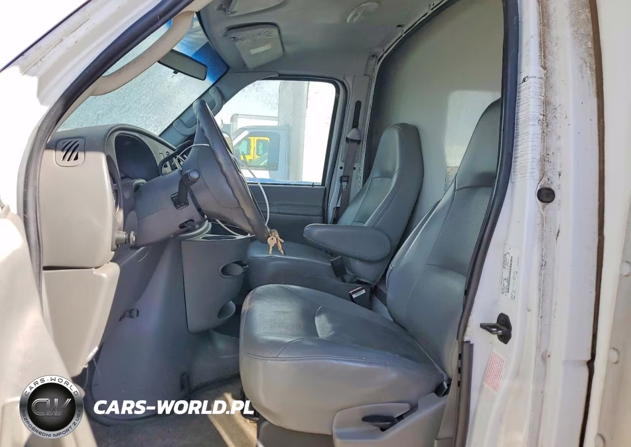 2004 Ford Econoline E350 Super Duty Cutaway Van VIN:1FDWE35L74HA70579 - 7