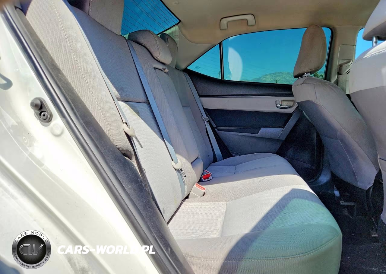 2016 Toyota Corolla Le VIN:5YFBURHE7GP458054 - 10