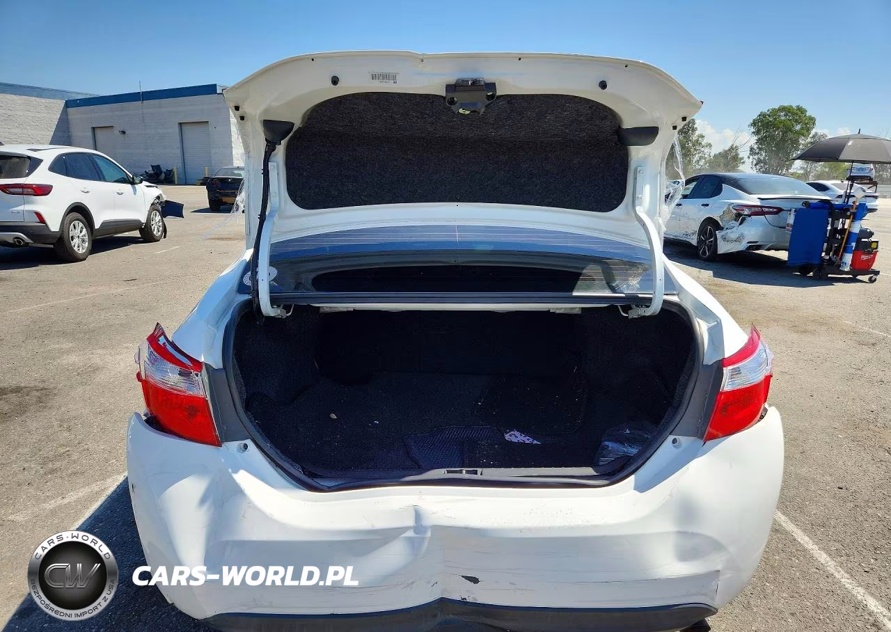 2016 Toyota Corolla Le VIN:5YFBURHE7GP458054 - 6