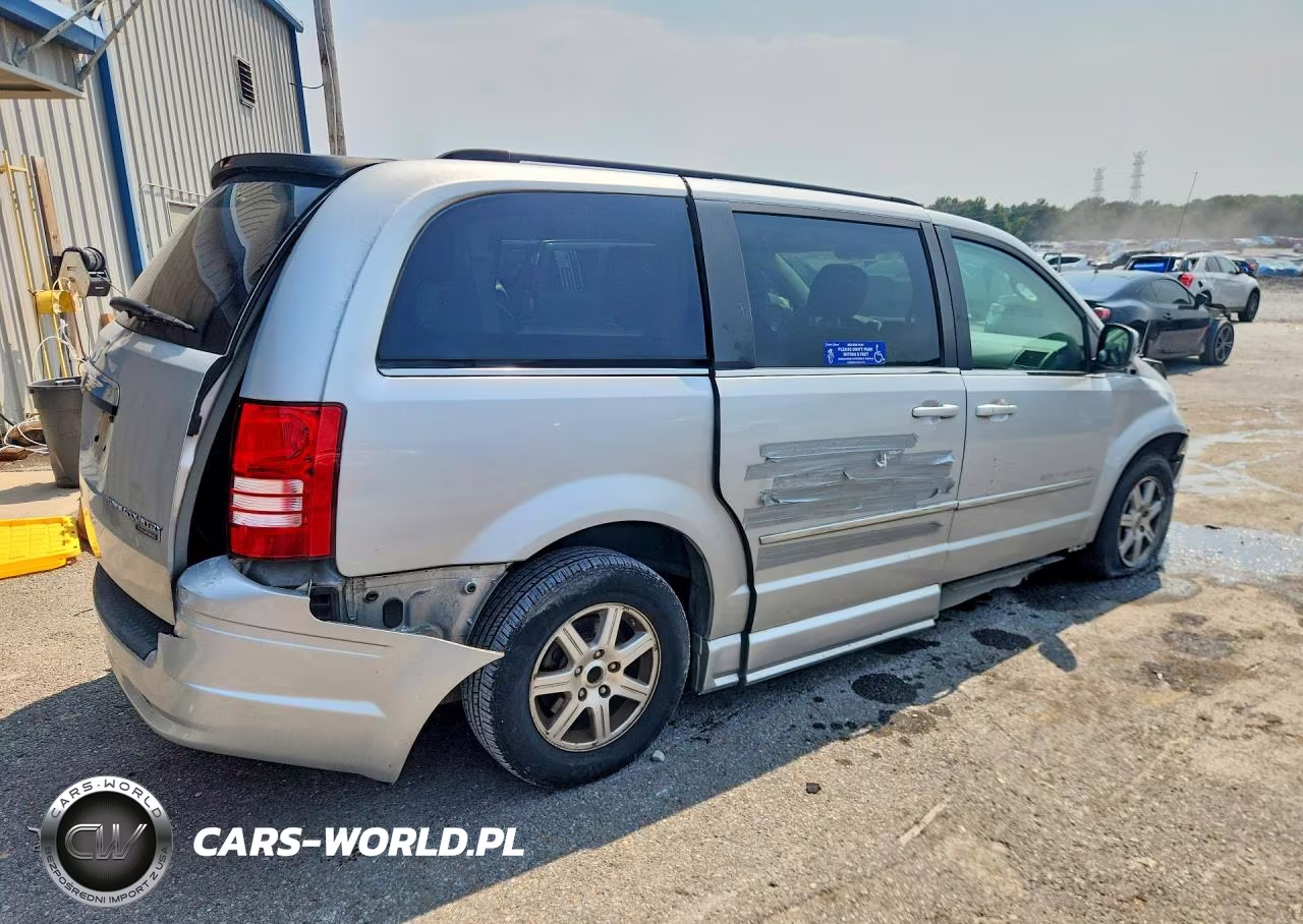 2009 Chrysler Town & Country Touring VIN:2A8HR54149R508556 - 3
