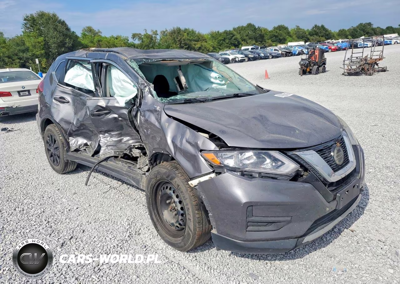 2018 Nissan Rogue S VIN:5N1AT2MT9JC714832 - 4