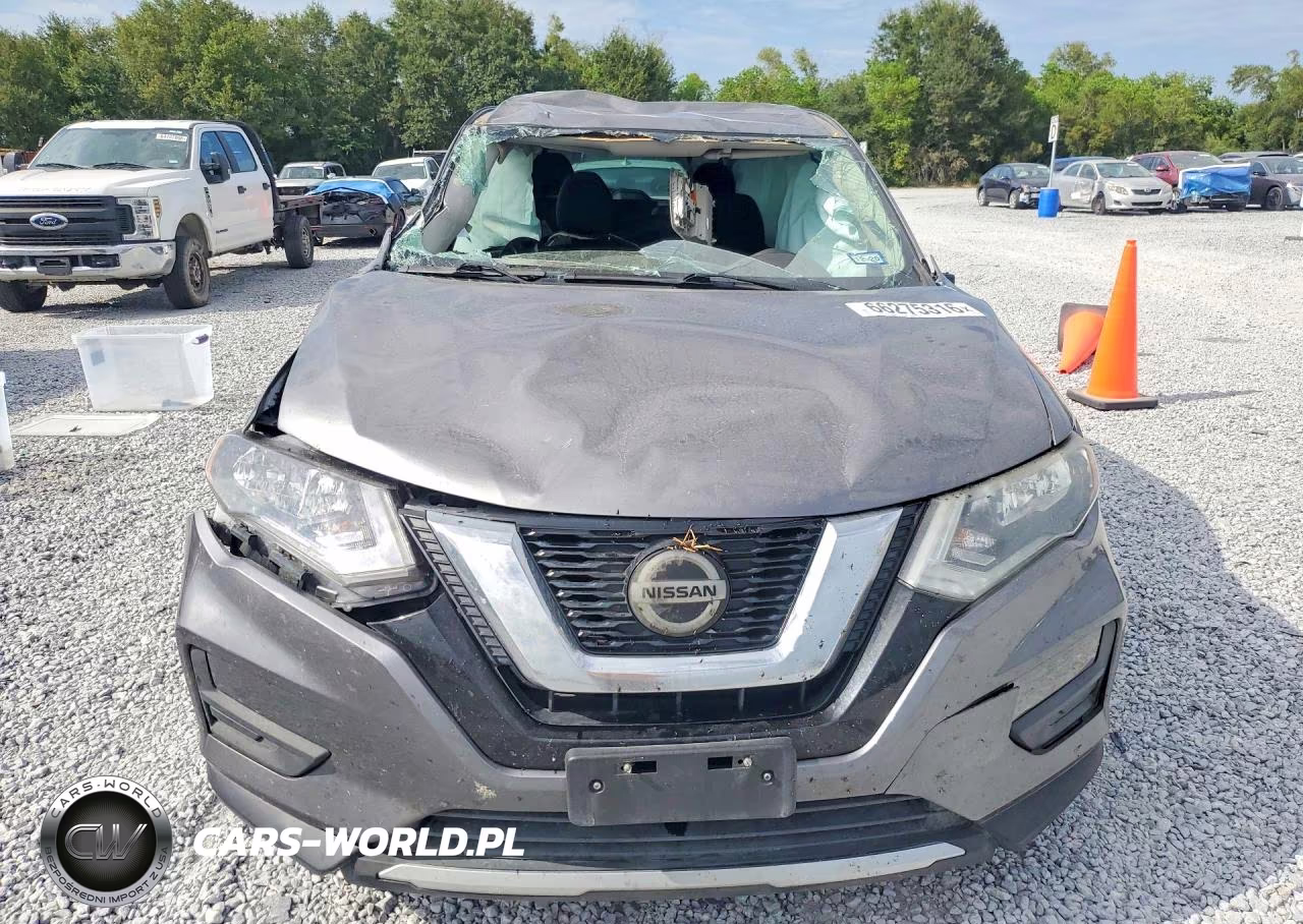 2018 Nissan Rogue S VIN:5N1AT2MT9JC714832 - 5