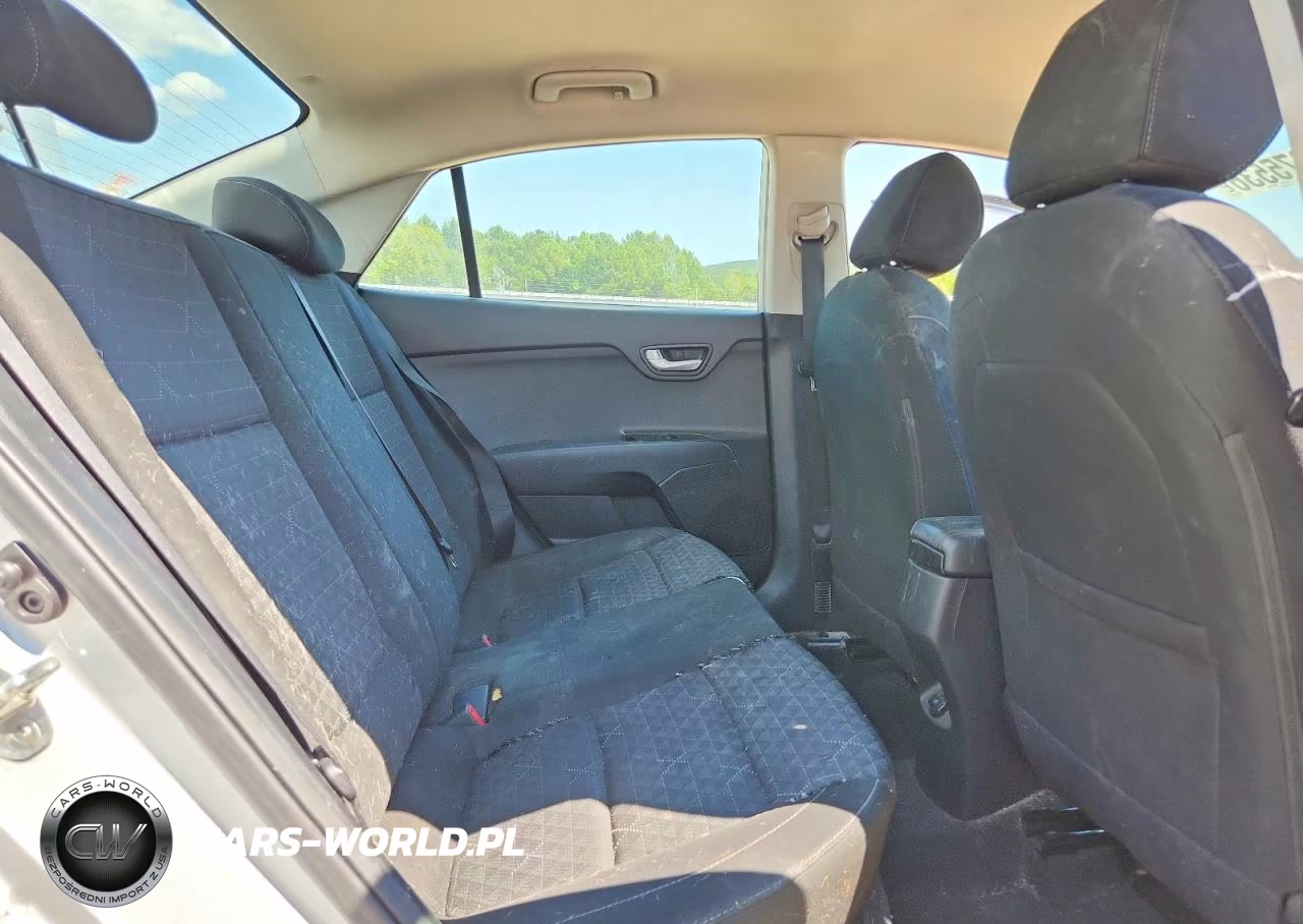 2018 Kia Rio S VIN:3KPA24AB2JE067987 - 10