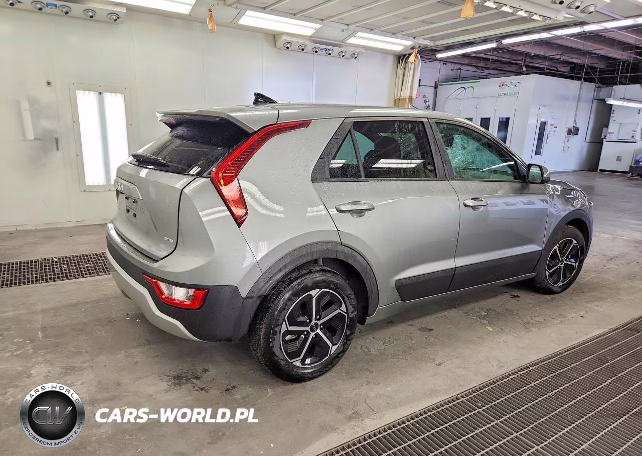 2026 Kia Niro Lx VIN:KNDCP3LE2T5341246 - 3