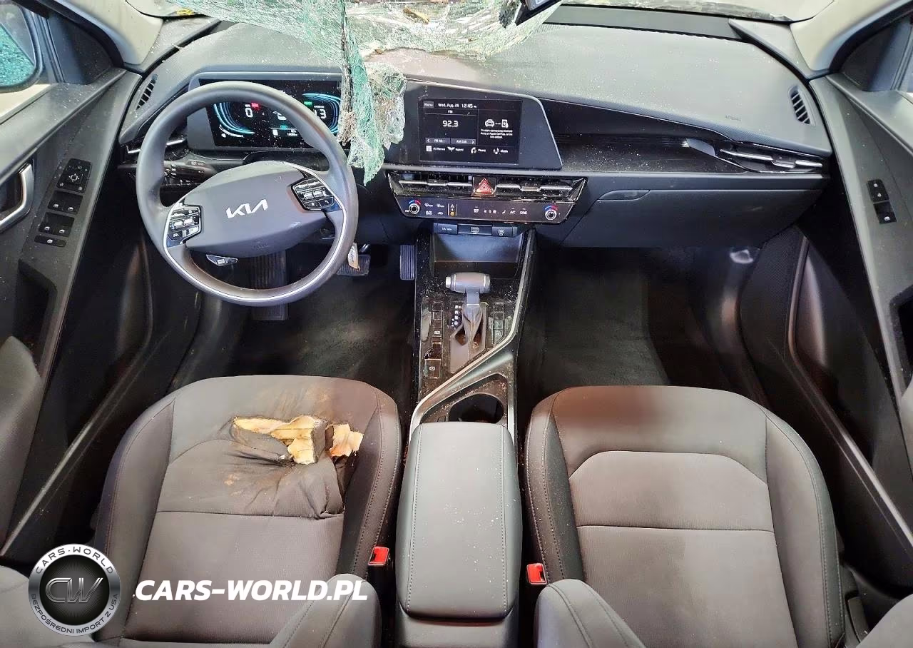 2026 Kia Niro Lx VIN:KNDCP3LE2T5341246 - 8