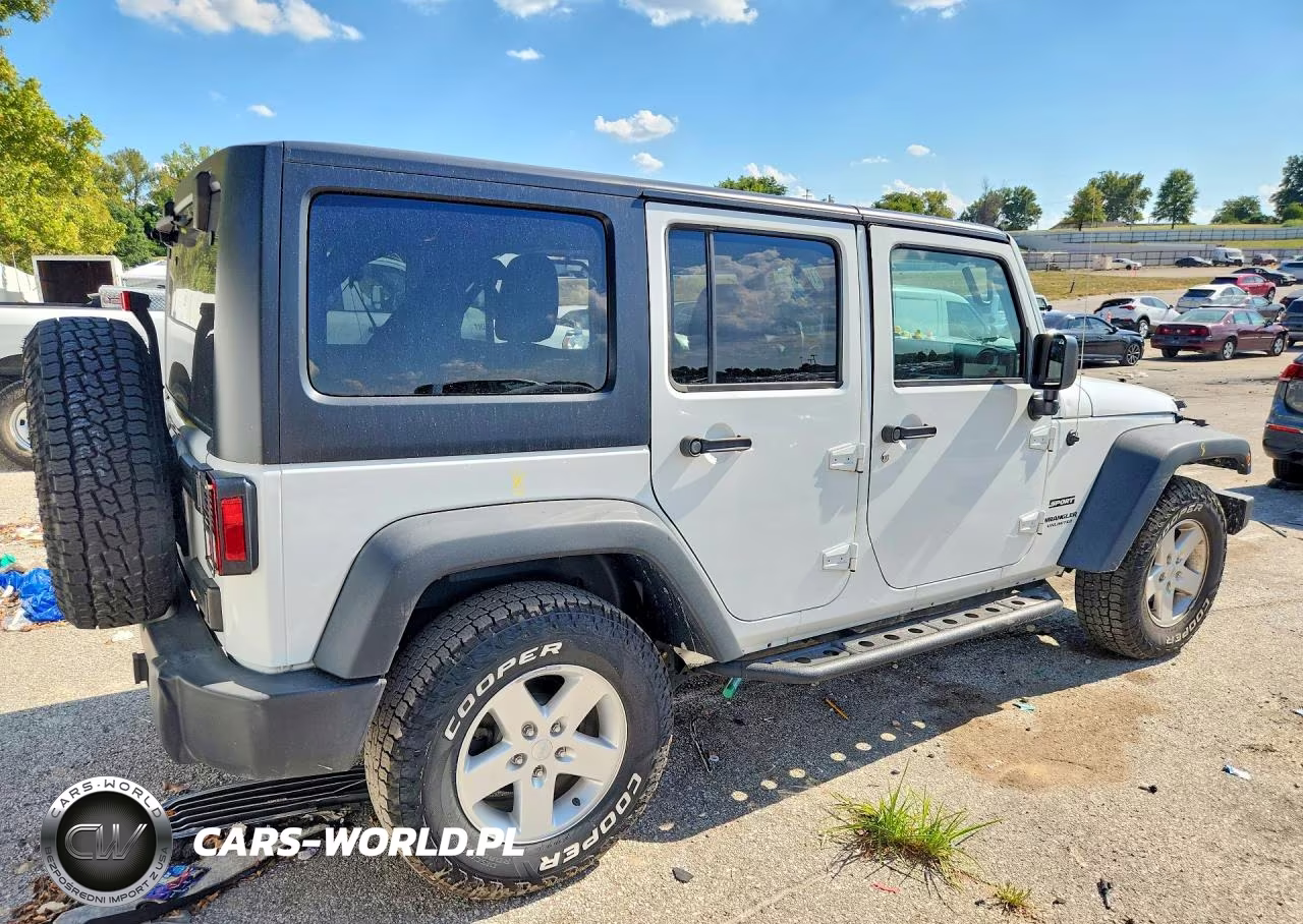 2017 Jeep Wrangler Unlimited Sport VIN:1C4BJWDG1HL539365 - 3