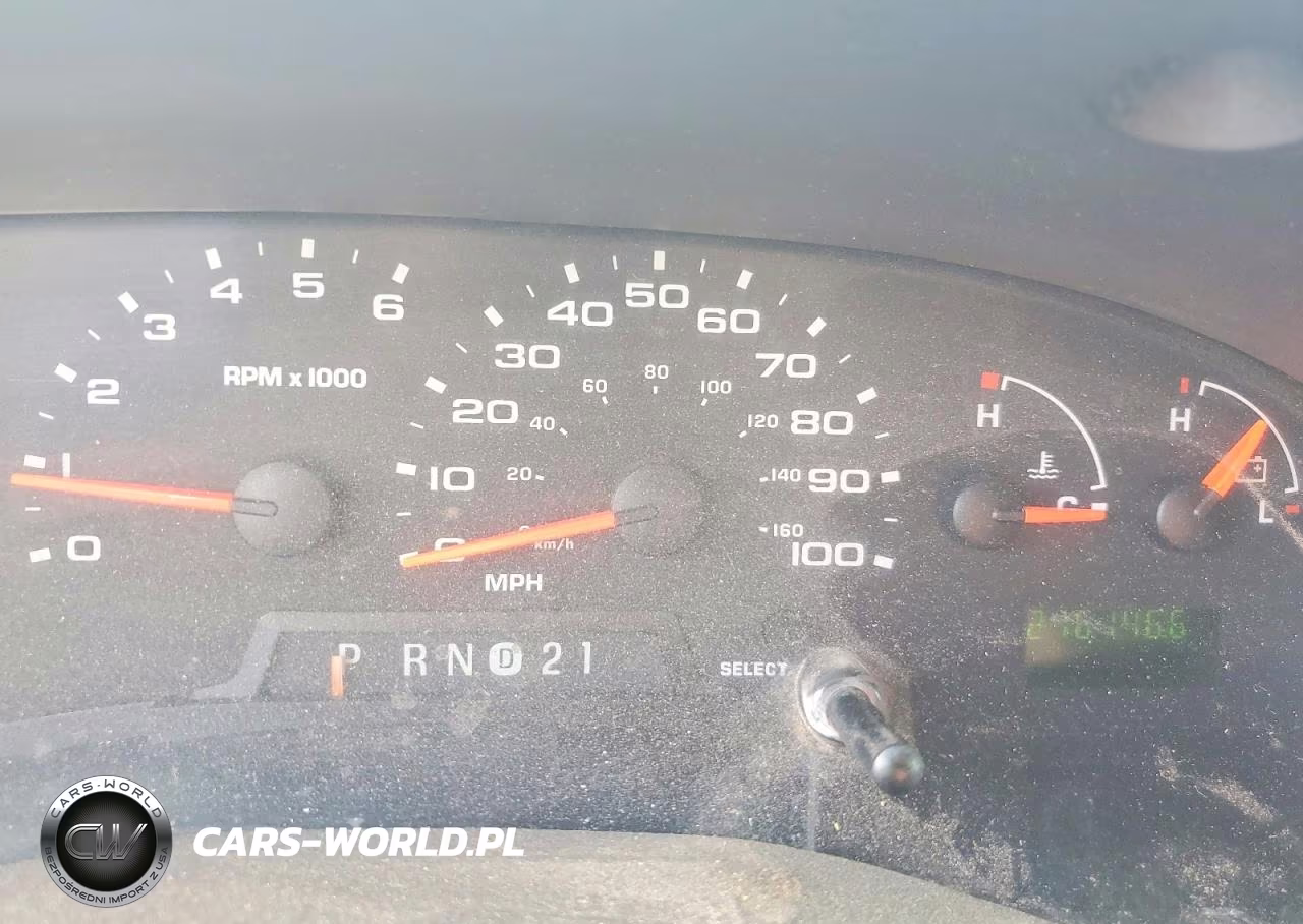 2004 Ford E350 Delivery Van VIN:1FTSE34L14HA19521 - 9