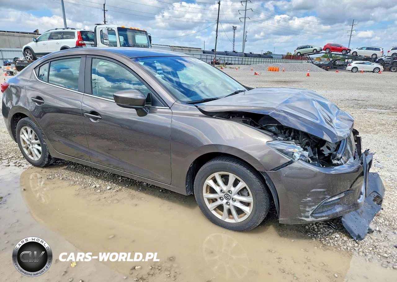 2018 Mazda 3 Sport VIN:3MZBN1U77JM171198 - 4