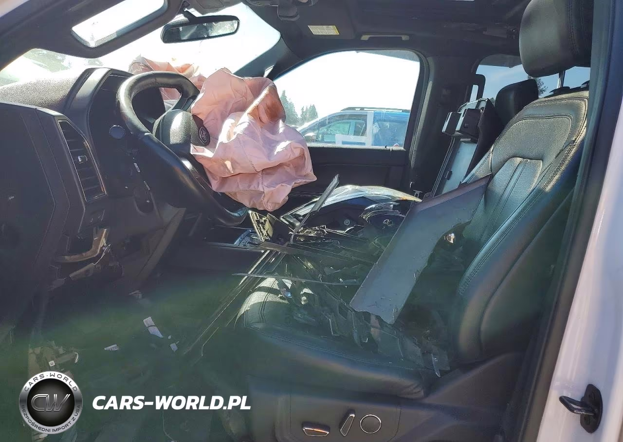 2019 Ford Expedition Limited VIN:1FMJU2AT5KEA84167 - 7