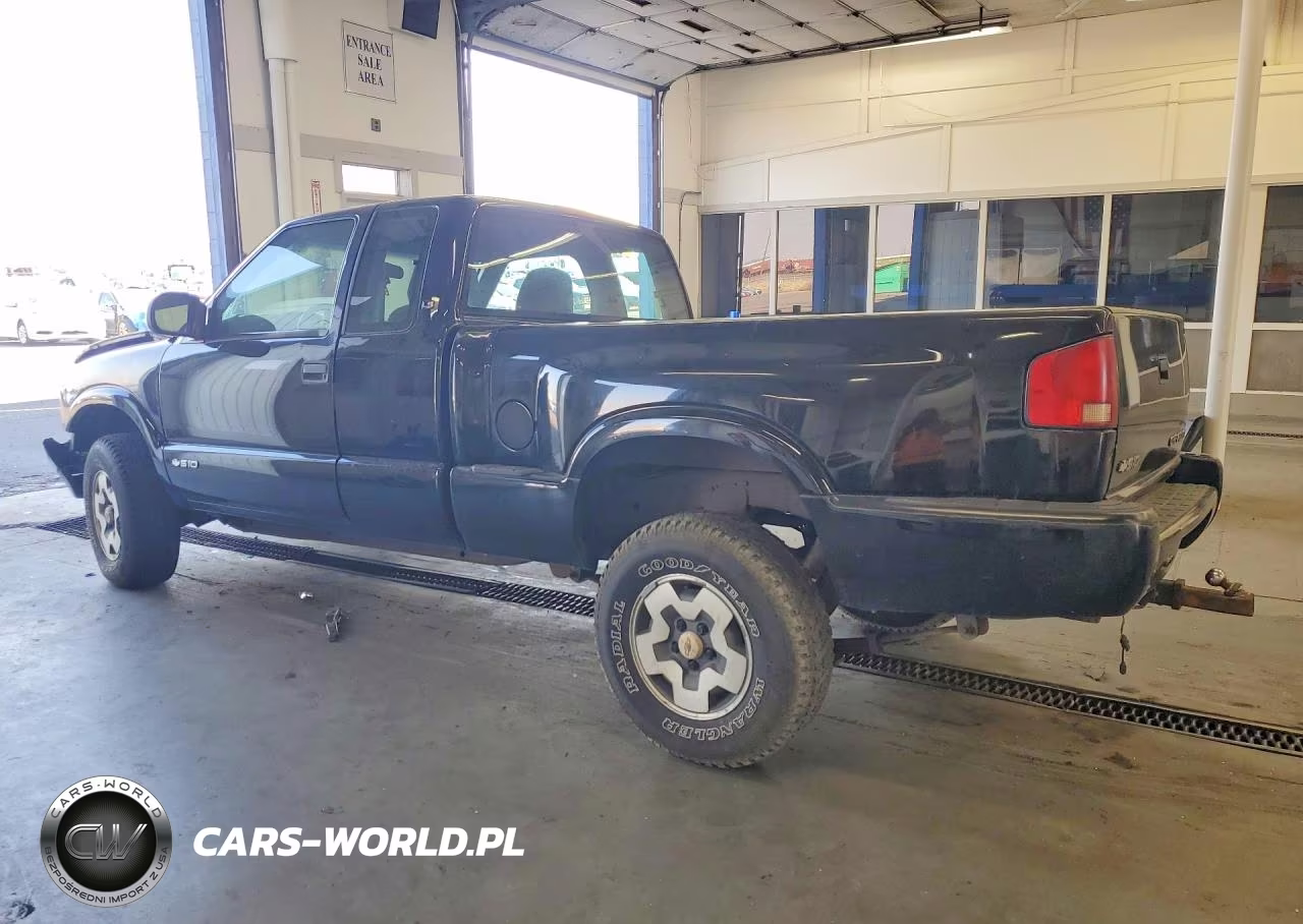 1999 Chevrolet S Truck S10 VIN:1GCDT19WXX8164826 - 2