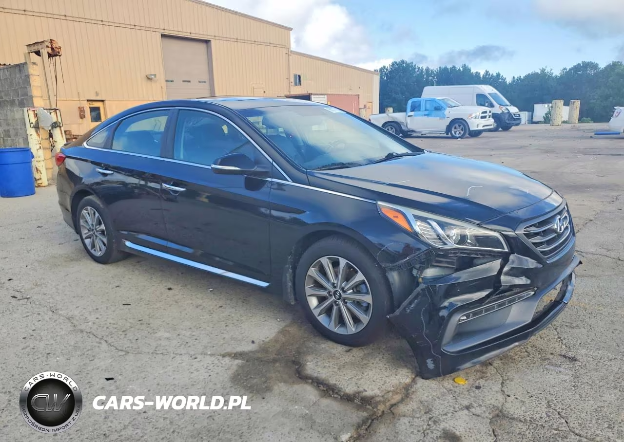 2016 Hyundai Sonata Limited VIN:5NPE34AF9GH302505 - 4