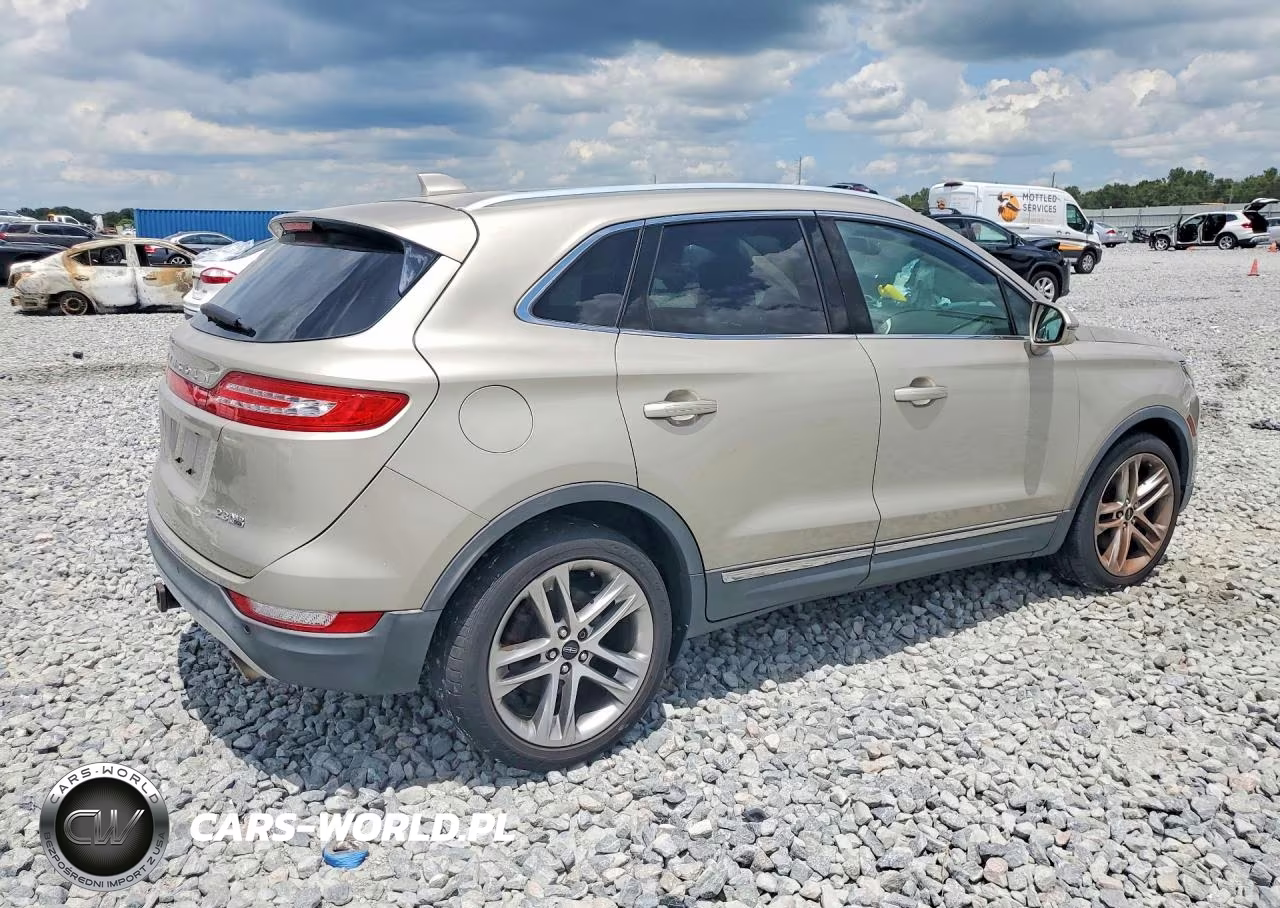 2015 Lincoln Mkc Premiere VIN:5LMTJ2AH0FUJ12656 - 3