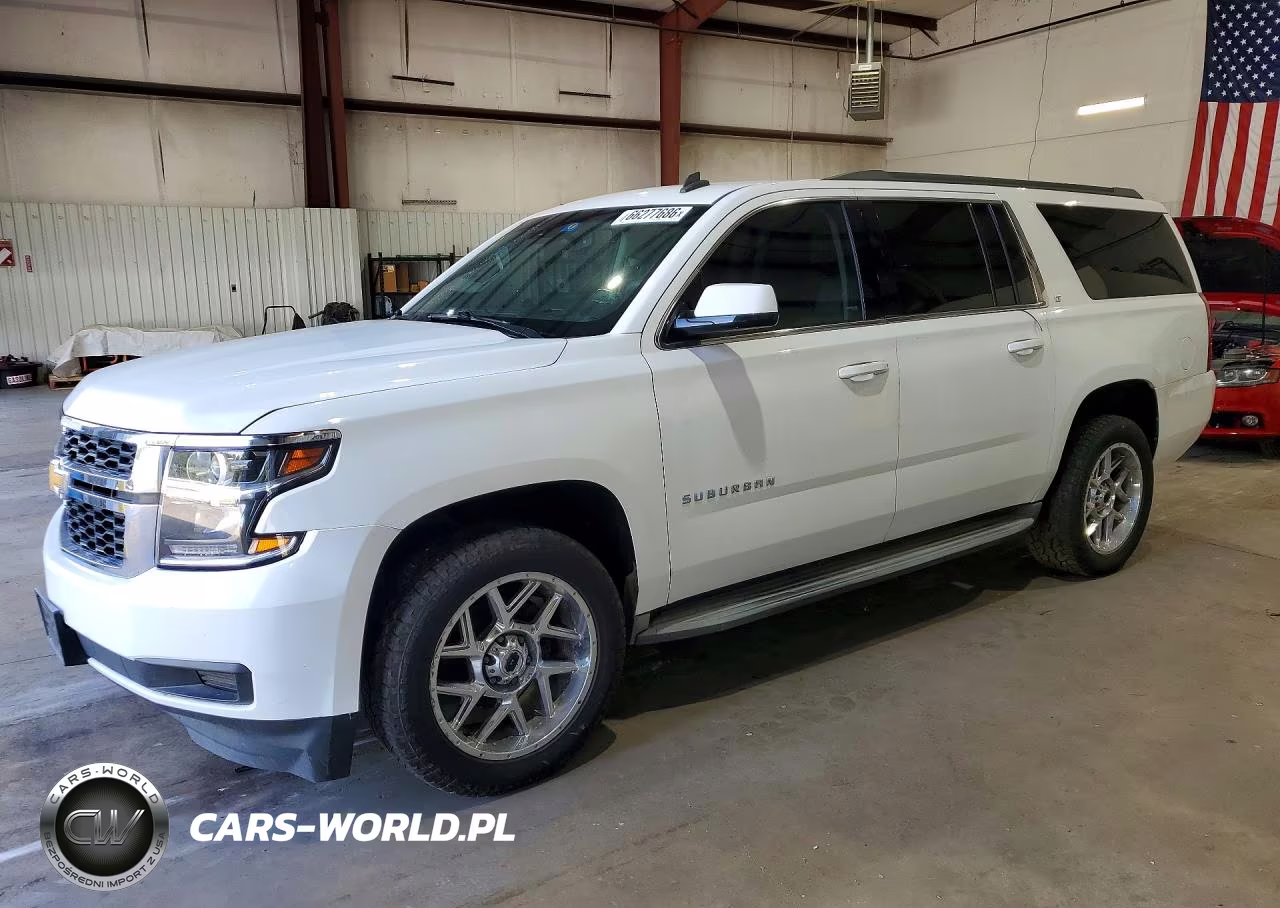 2015 Chevrolet Suburban C1500 Lt – zdjęcie 1 z 13
