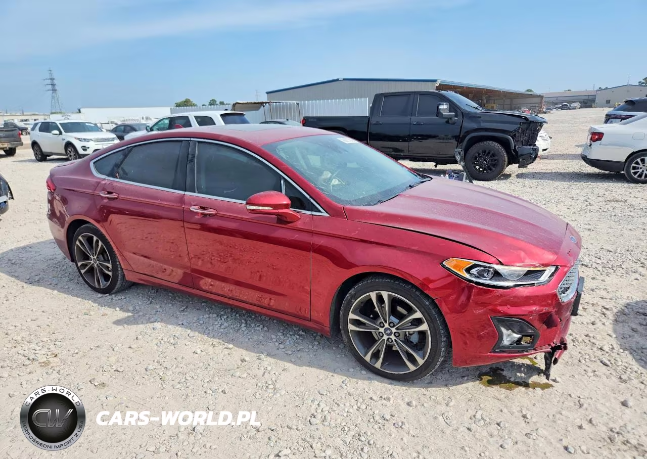 2019 Ford Fusion Titanium VIN:3FA6P0D90KR184556 - 4