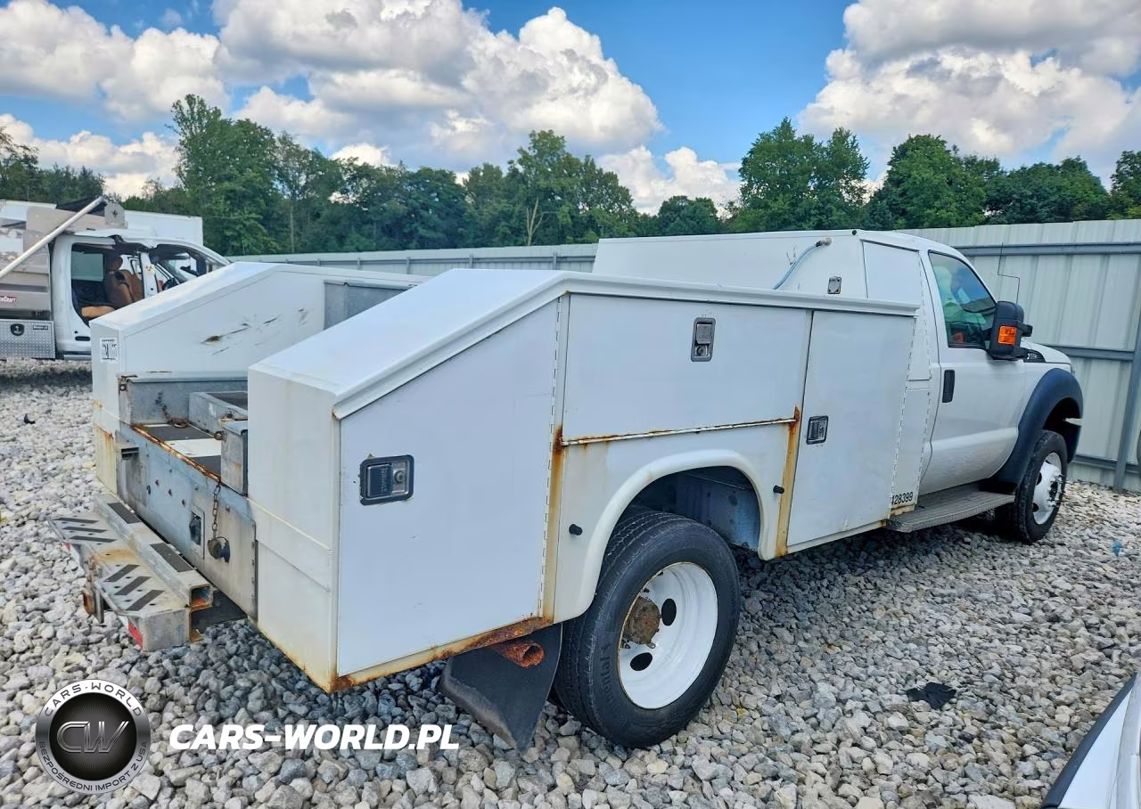 2016 Ford F550 Super Duty VIN:1FDUF5GY3GEC07435 - 3