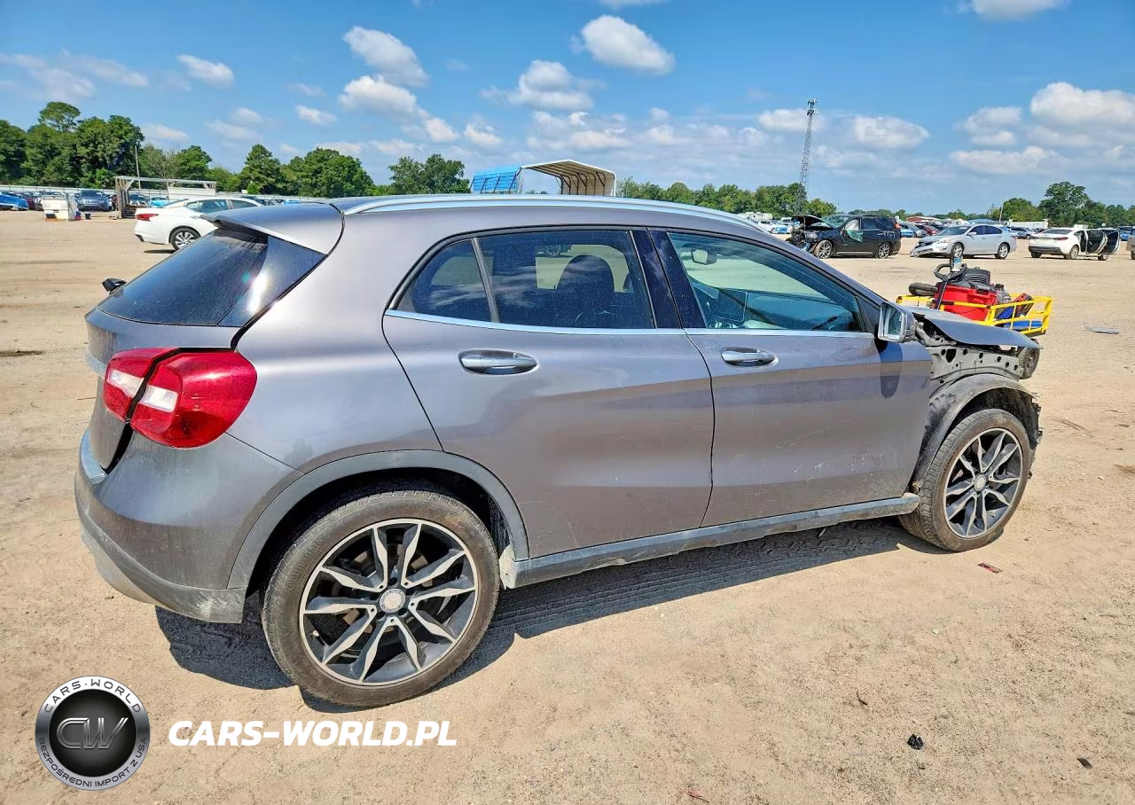 2017 Mercedes-Benz Gla 250 VIN:WDCTG4EB4HJ352511 - 3