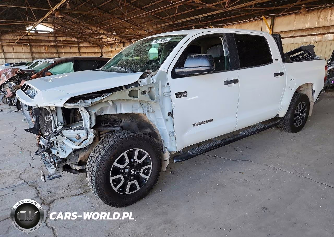 2016 Toyota Tundra Crewmax Sr5