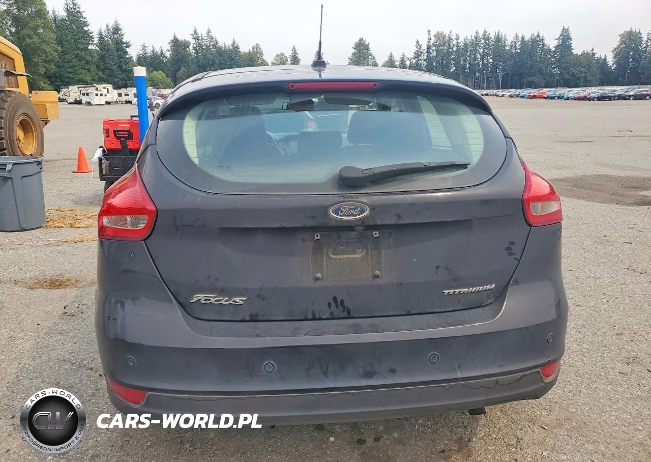 2017 Ford Focus Titanium VIN:1FADP3N20HL296369 - 6