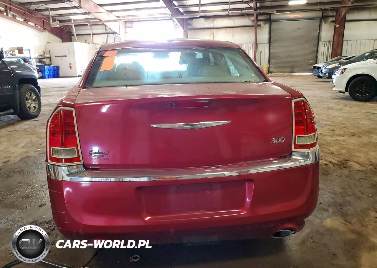 2011 Chrysler 300 Limited VIN:2C3CA5CGXBH530107 - 6