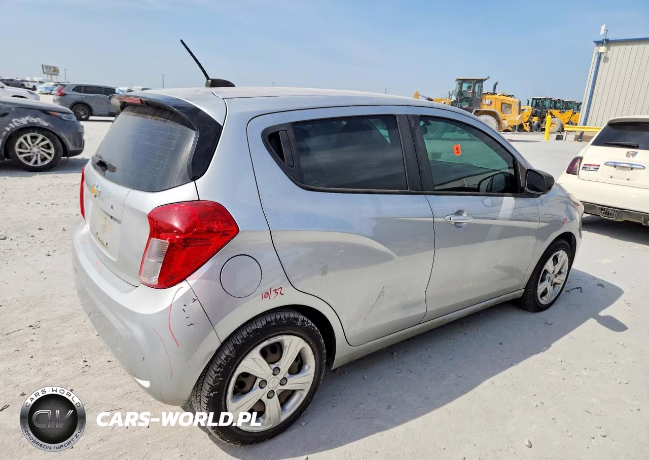2021 Chevrolet Spark Ls VIN:KL8CB6SA7MC738844 - 3
