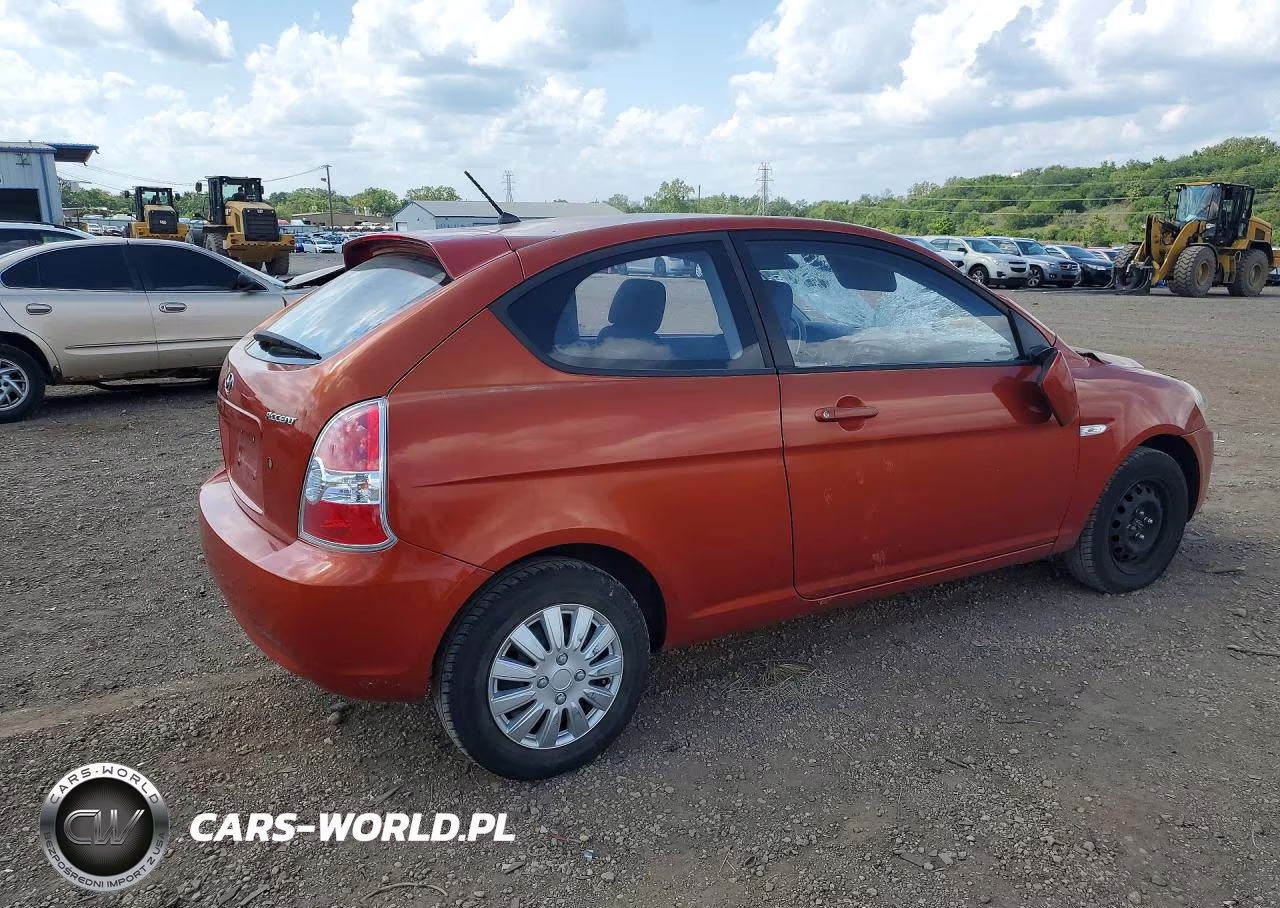 2010 Hyundai Accent Gs VIN:KMHCM3AC1AU158199 - 3