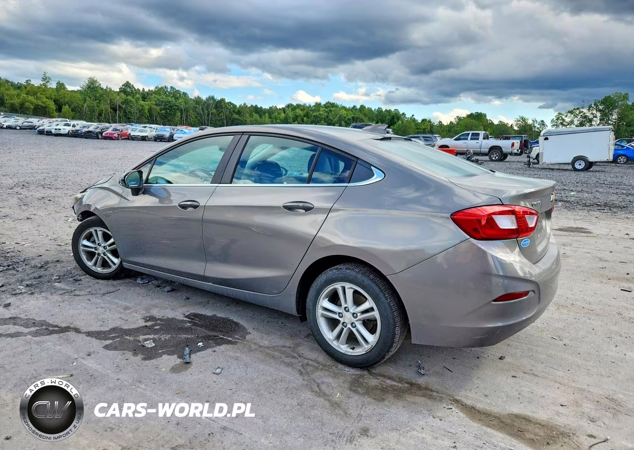 2017 Chevrolet Cruze Lt VIN:1G1BE5SM5H7233147 - 2