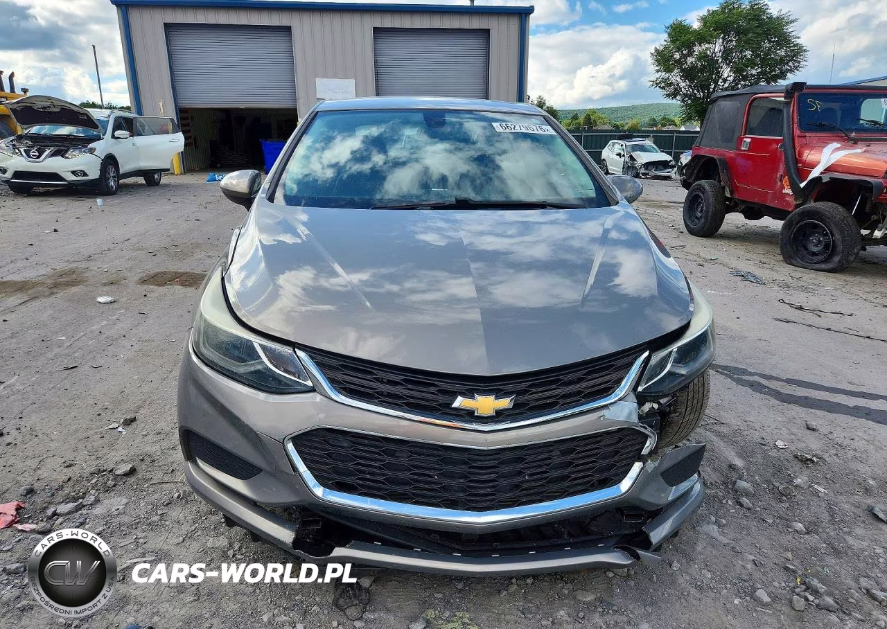 2017 Chevrolet Cruze Lt VIN:1G1BE5SM5H7233147 - 5