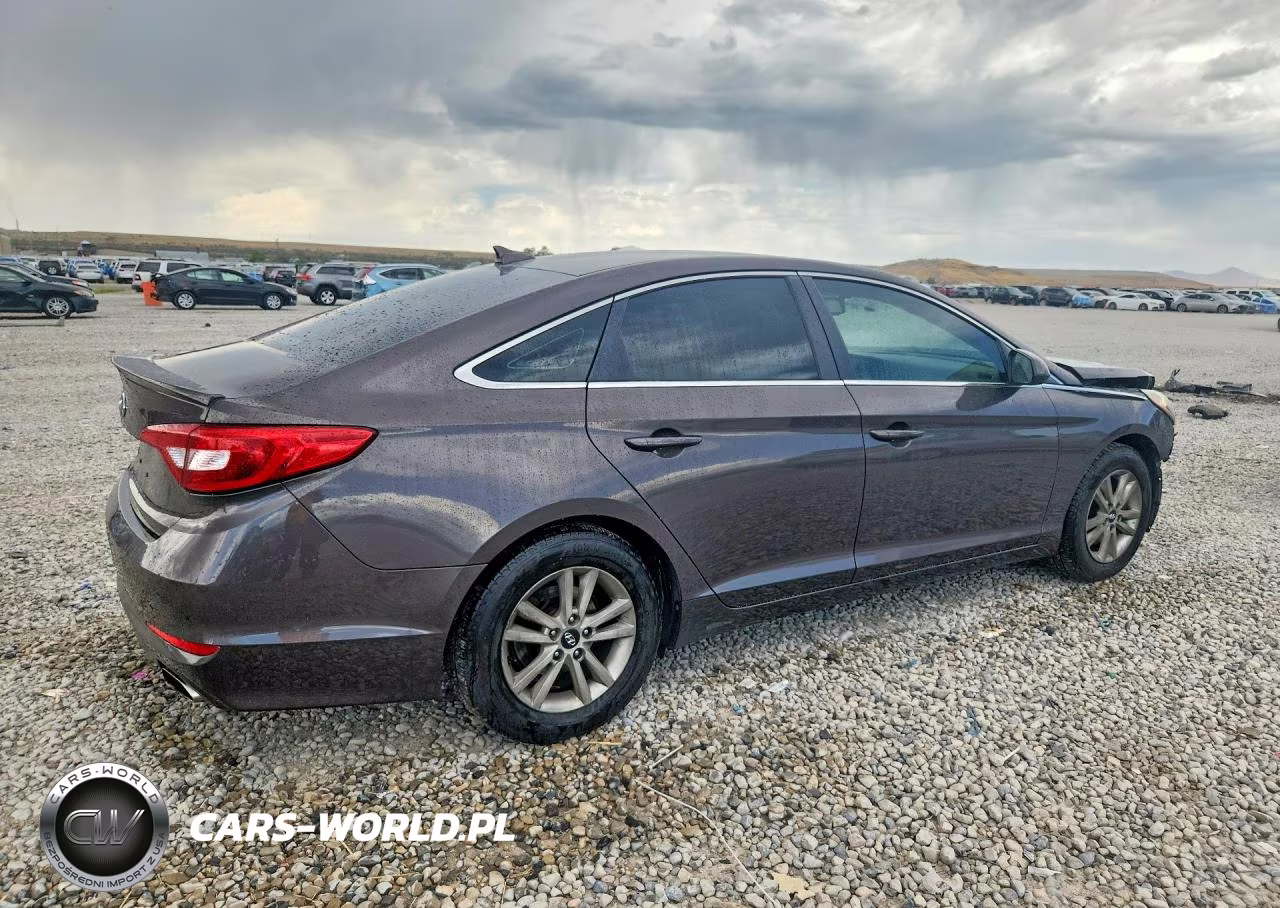 2016 Hyundai Sonata Se VIN:5NPE24AF3GH386565 - 3