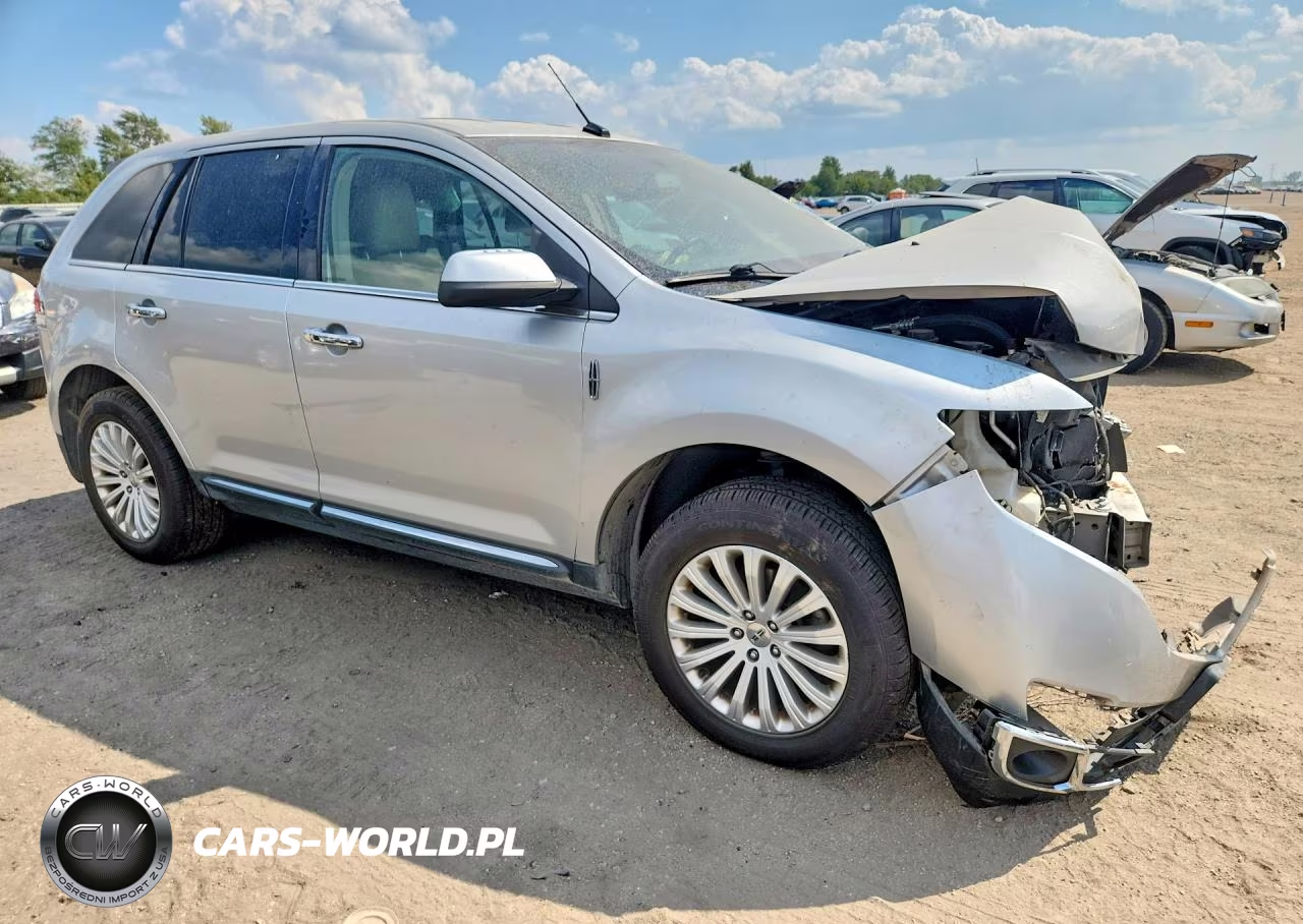 2011 Lincoln Mkx VIN:2LMDJ6JK2BBJ25598 - 4