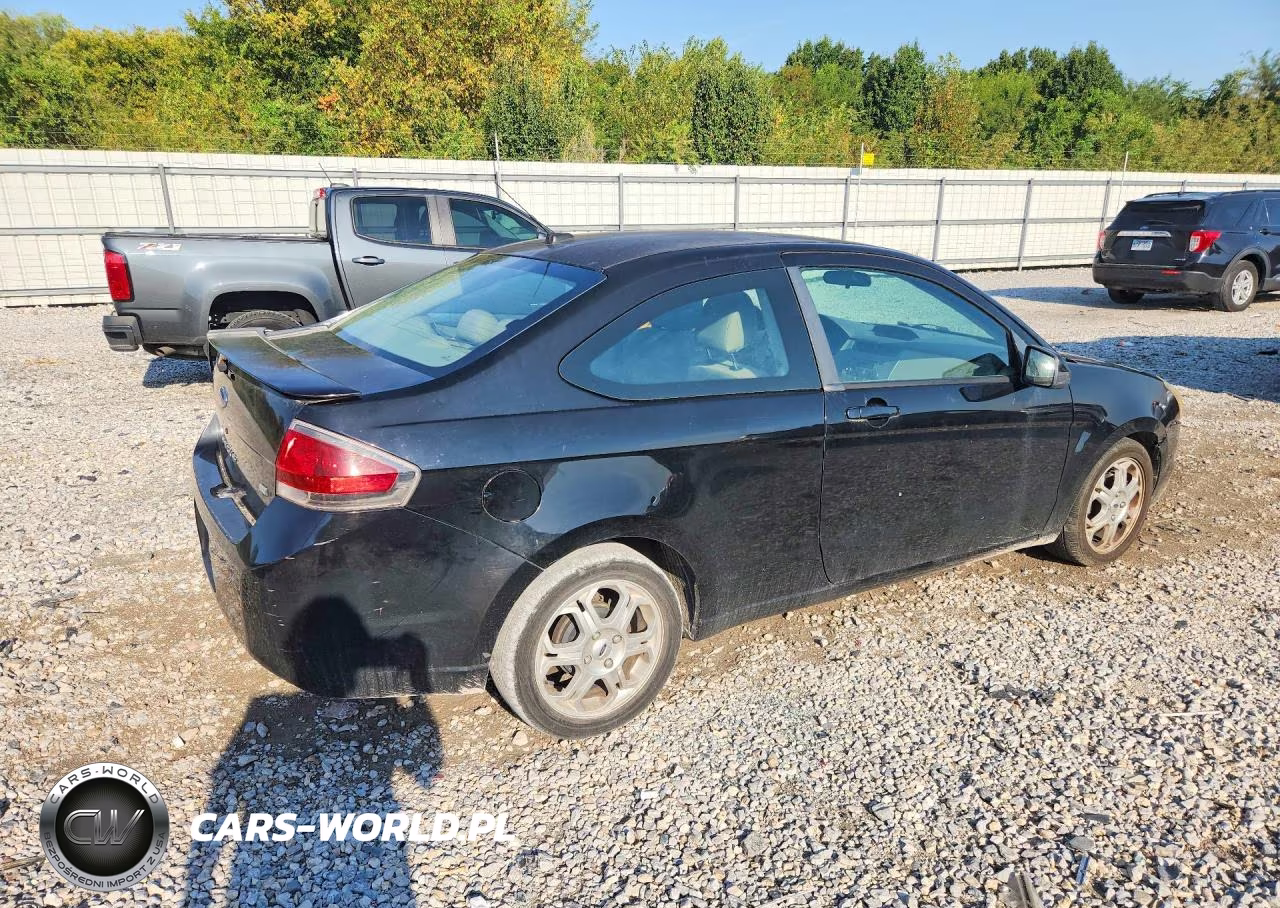 2009 Ford Focus Se VIN:1FAHP32N89W158840 - 3