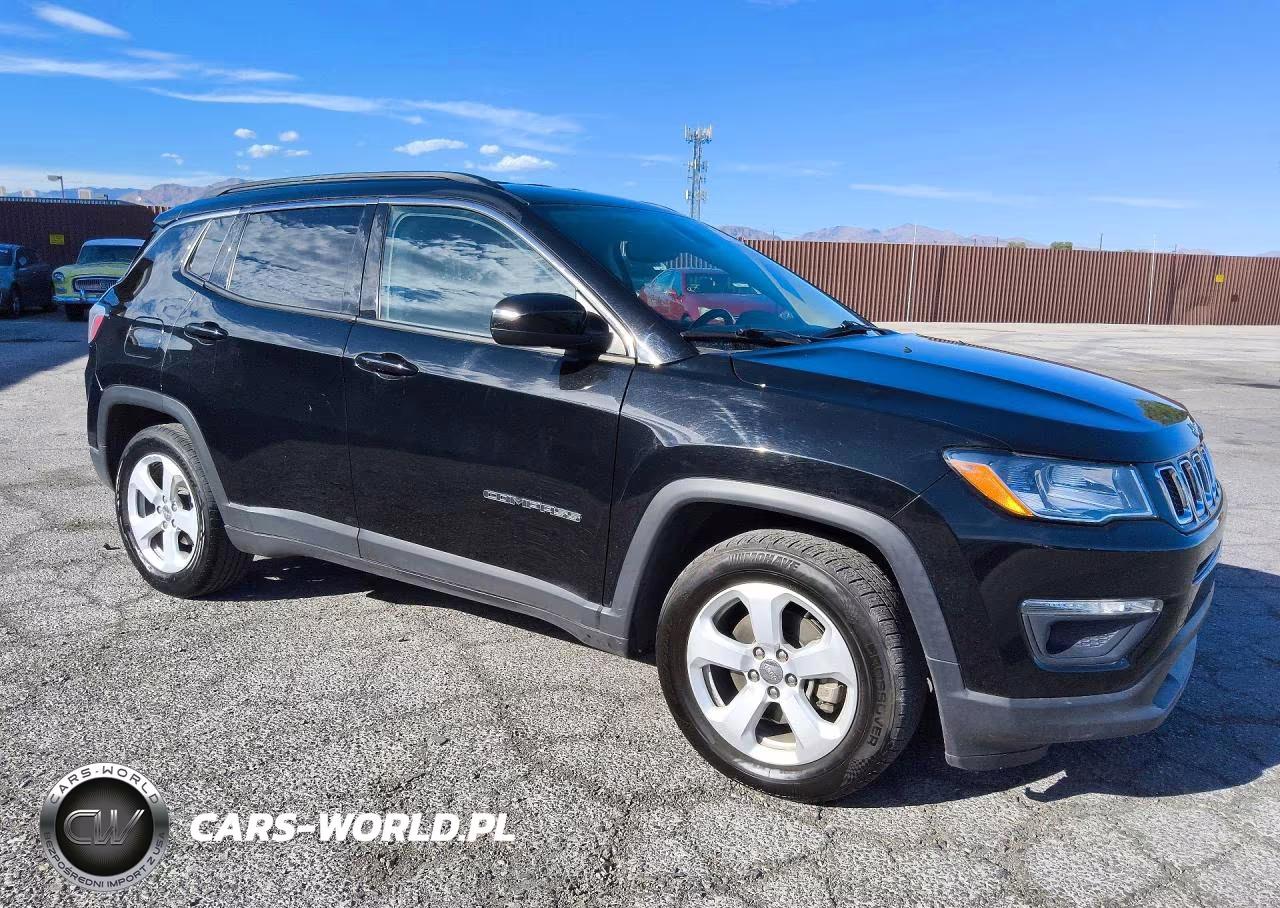 2021 Jeep Compass Latitude VIN:3C4NJCBB1MT592097 - 4