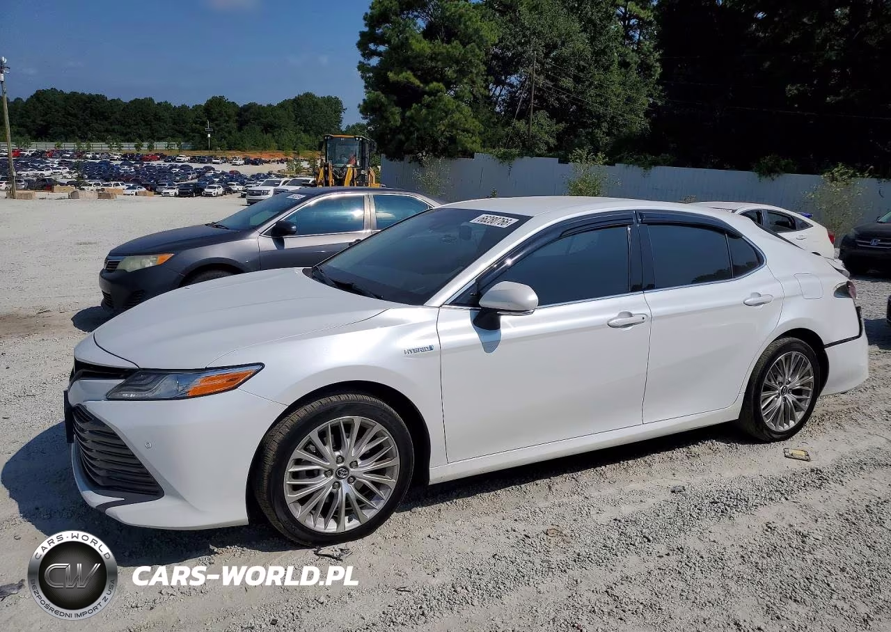 2018 Toyota Camry Hybrid Xle – zdjęcie 1 z 12