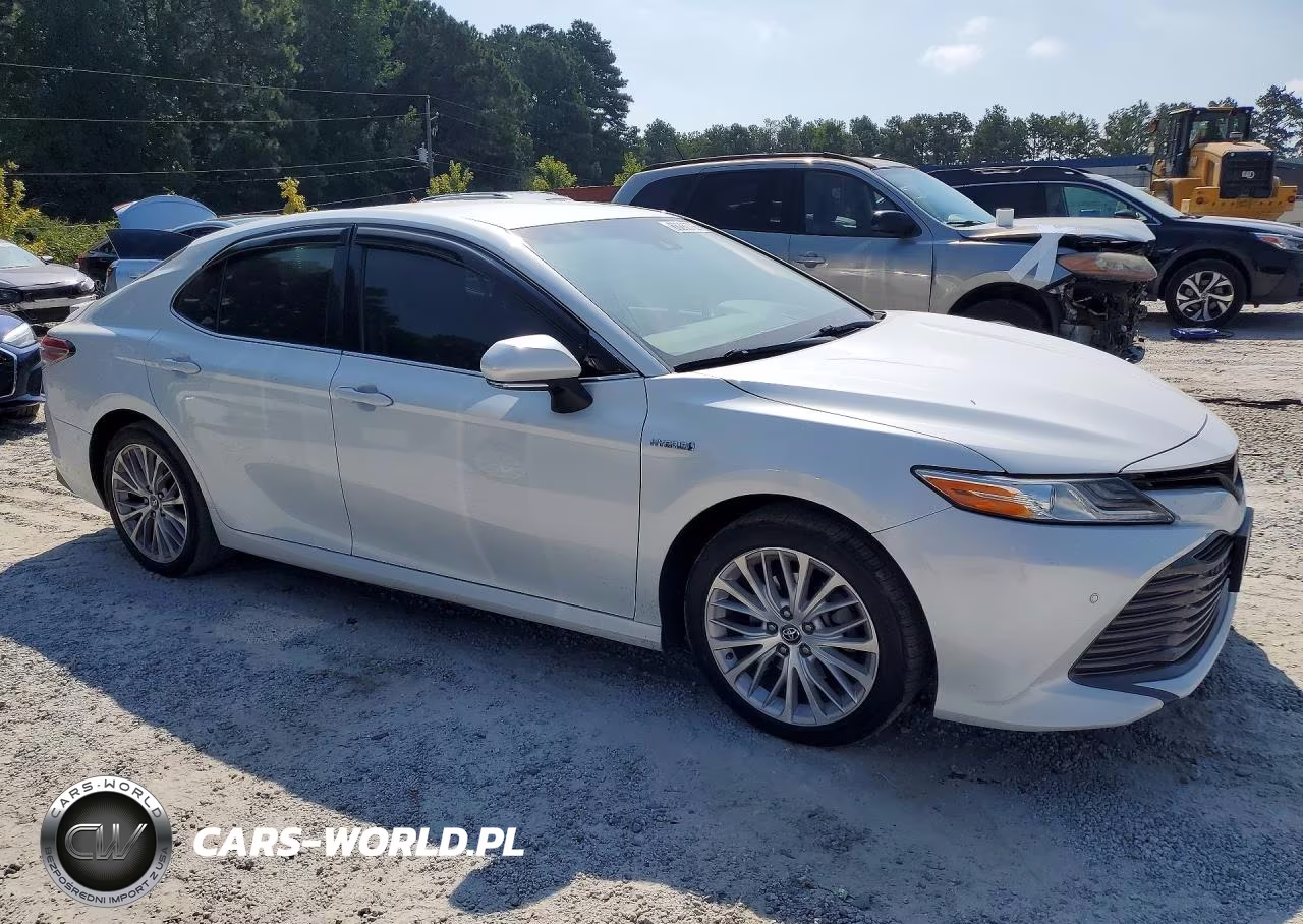 2018 Toyota Camry Hybrid Xle VIN:4T1B21HK2JU006743 - 4