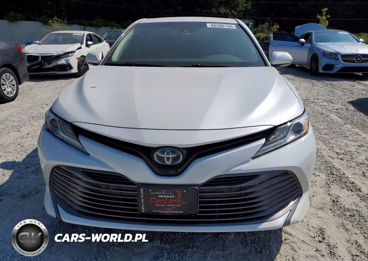 2018 Toyota Camry Hybrid Xle VIN:4T1B21HK2JU006743 - 5